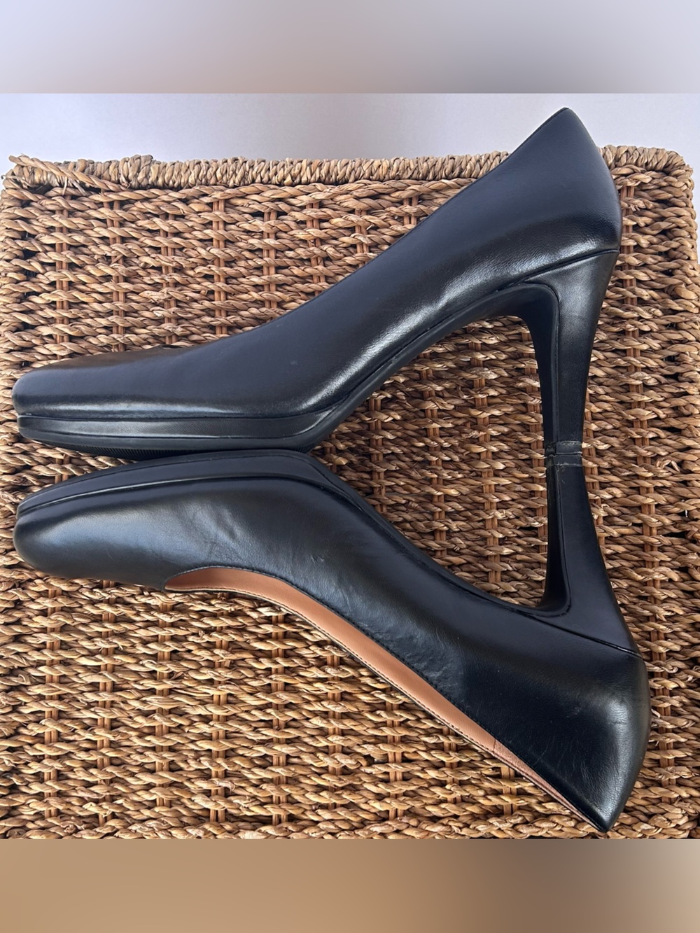 Naturalizer Women’s Michelle Black Leather Heels Cushion Footbed Size 9.5M